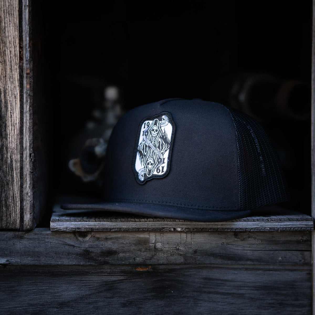 Ace of Snakes Trucker // Black