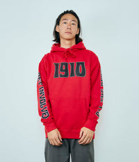 PEAKING HOODY // RED