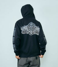 PEAKING HOODY // BLACK