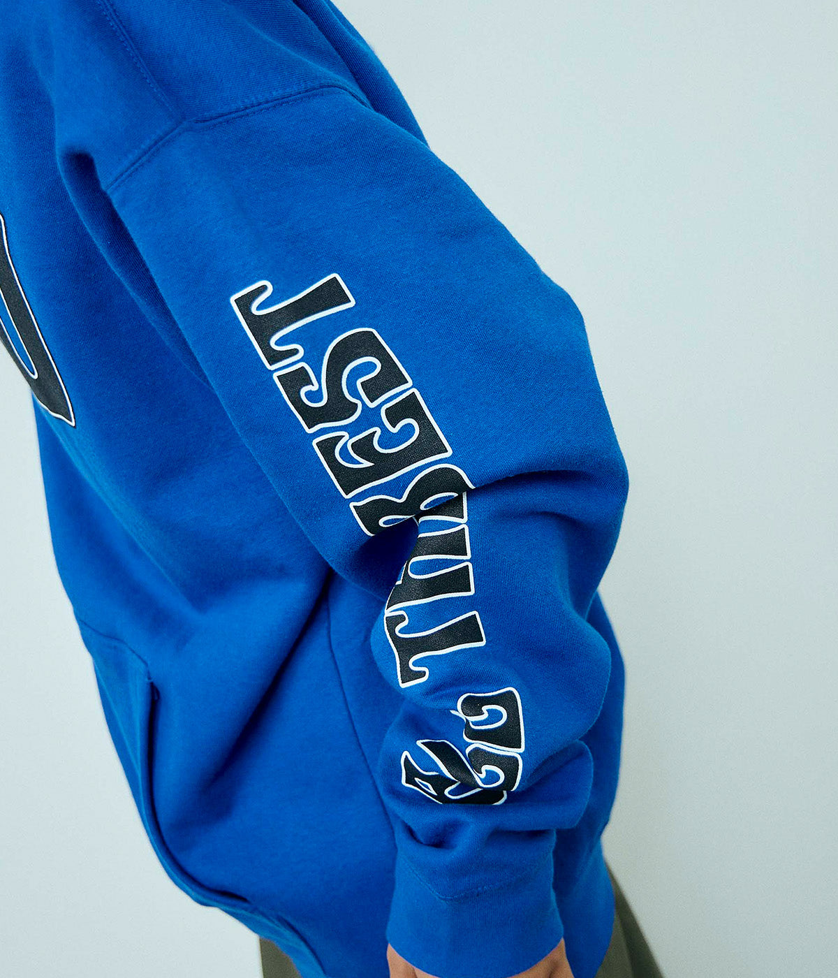 EAGLES DARE HOODY // ROYAL