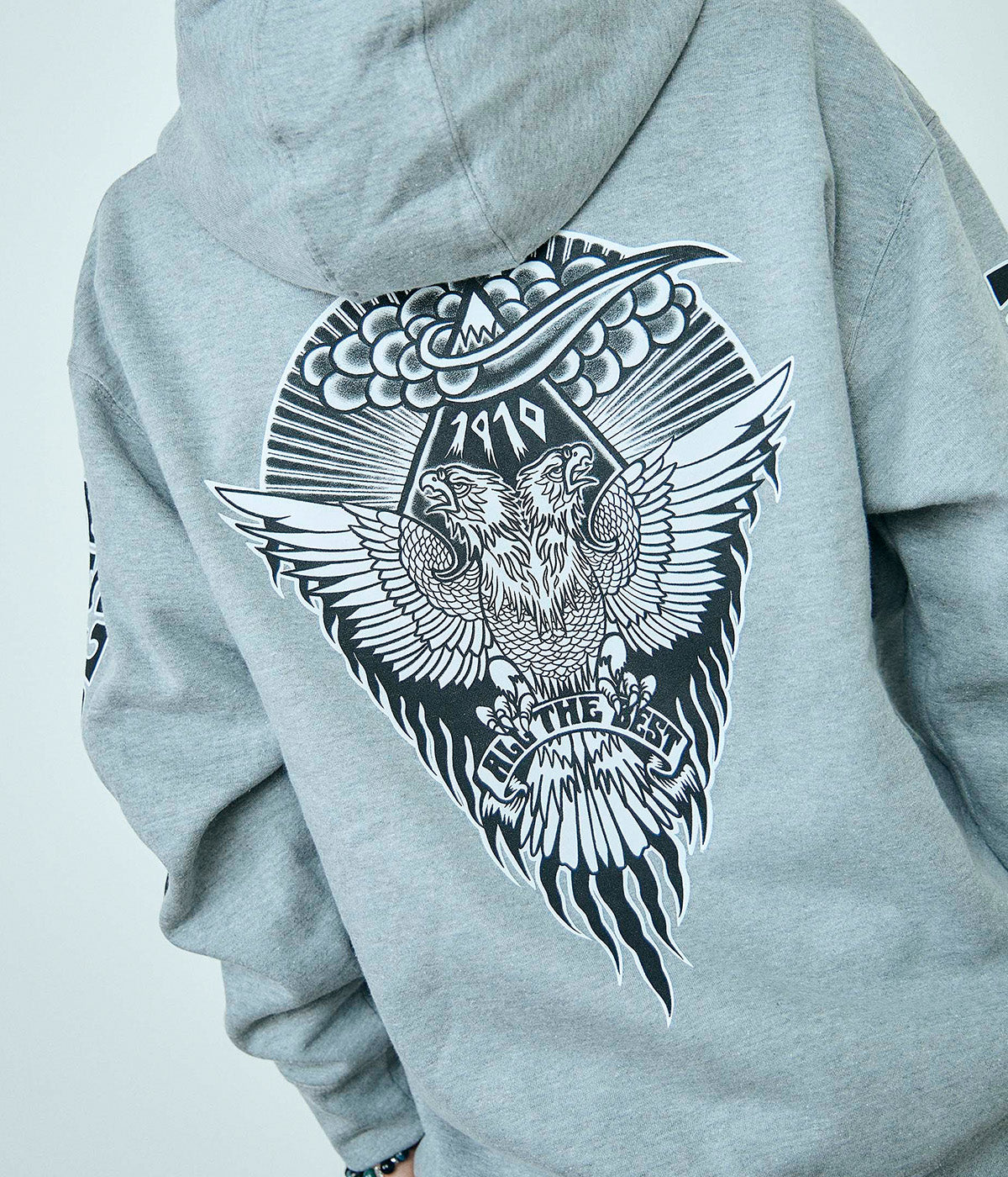 EAGLES DARE HOODY // GRAY