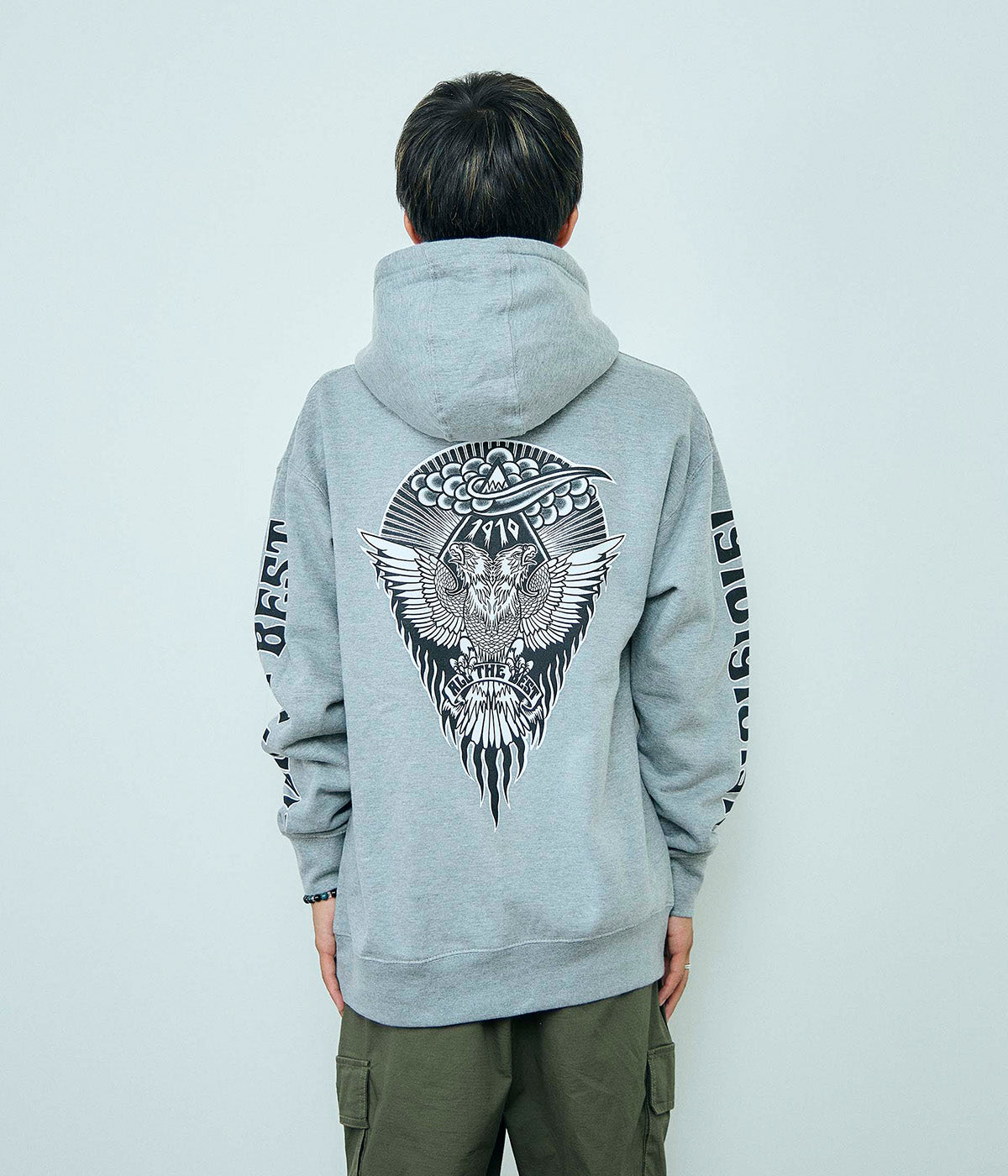 EAGLES DARE HOODY // GRAY
