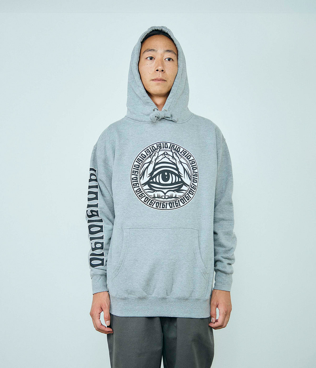 BEHOLDER HOODY // GRAY