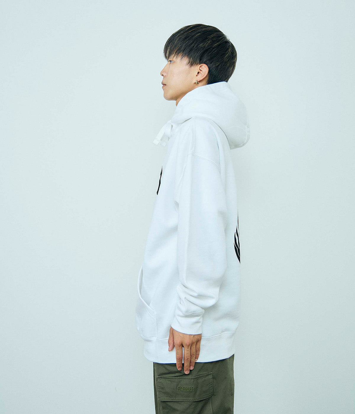BASTARD SON HOODY // WHITE – 1910 | JAPAN OFFICIAL SITE