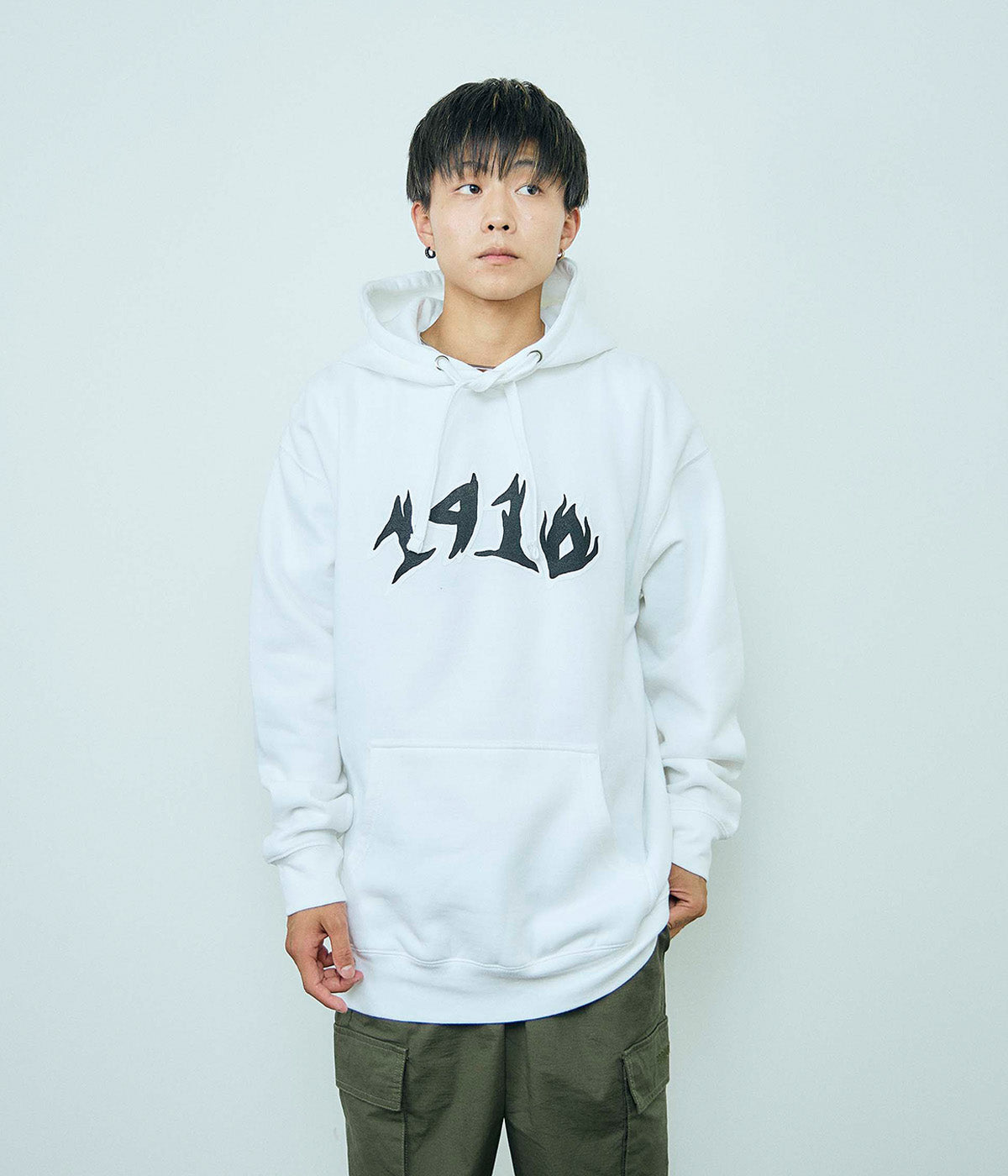 bastard パーカー bastard PUNK PRINT APPLIQUE HOODIEニキ着用 - メルカリ
