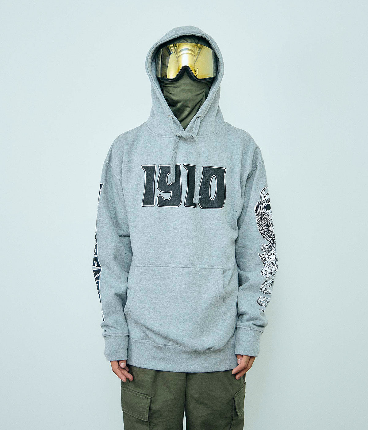 TOTEM HOODY // GRAY