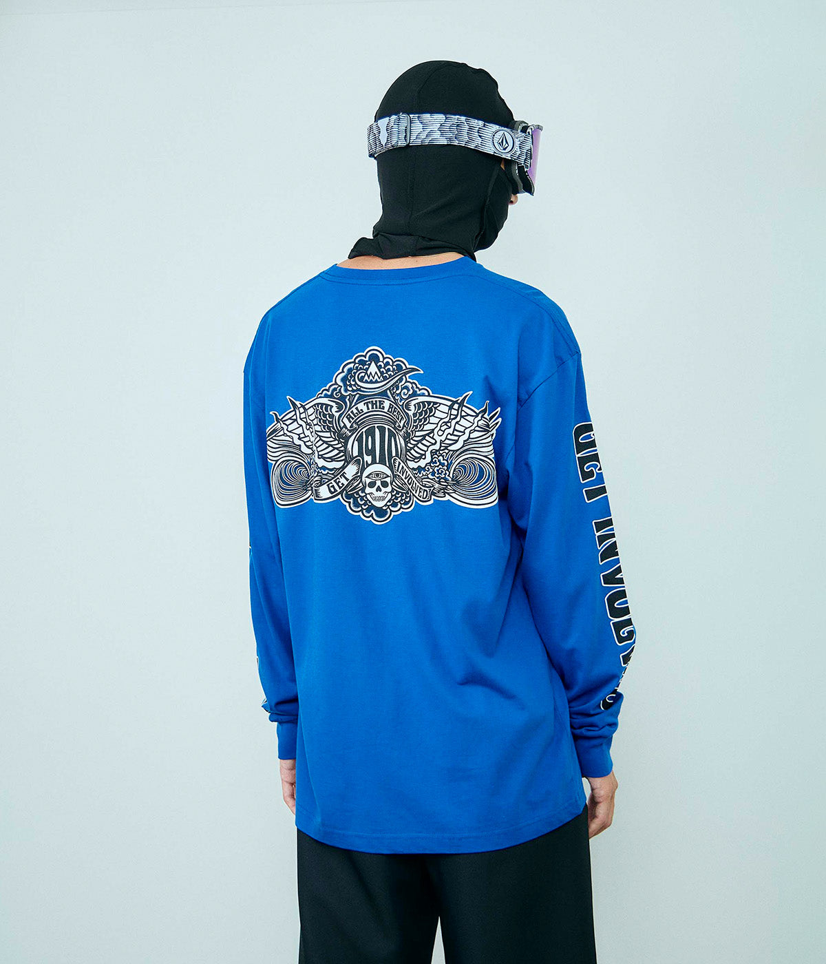 PEAKING L/S // ROYAL