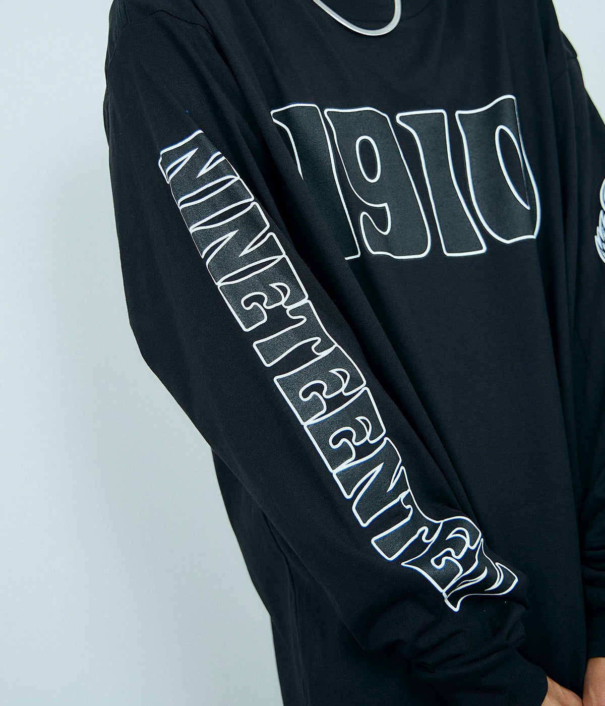 TOTEM L/S // BLACK