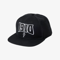 Skewed Roberta Hat // Black