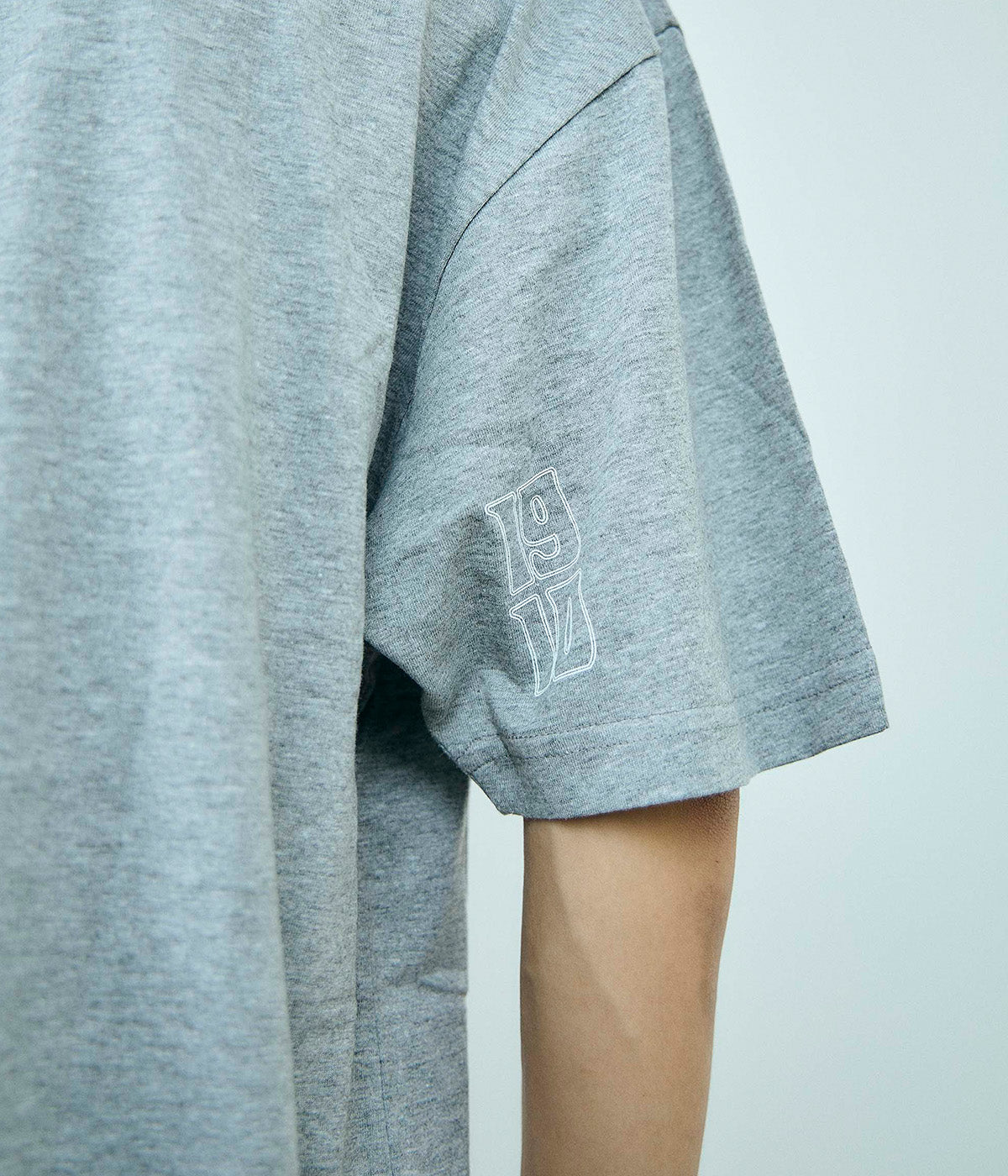 PEAKING S/S // GRAY