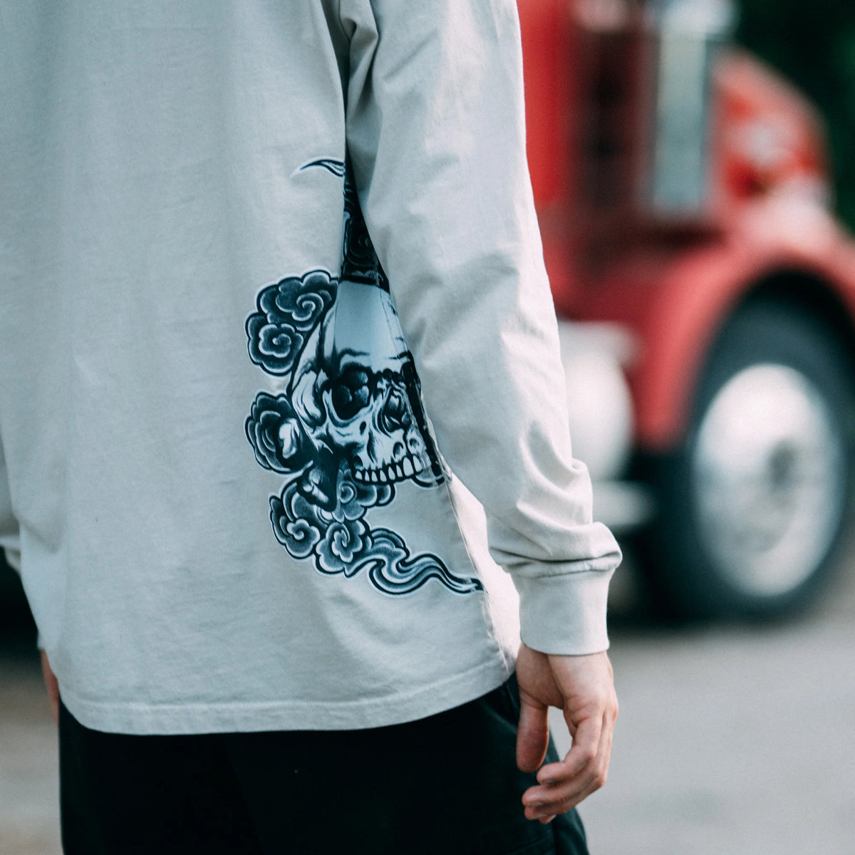 Saturn III LS Tee // Bone