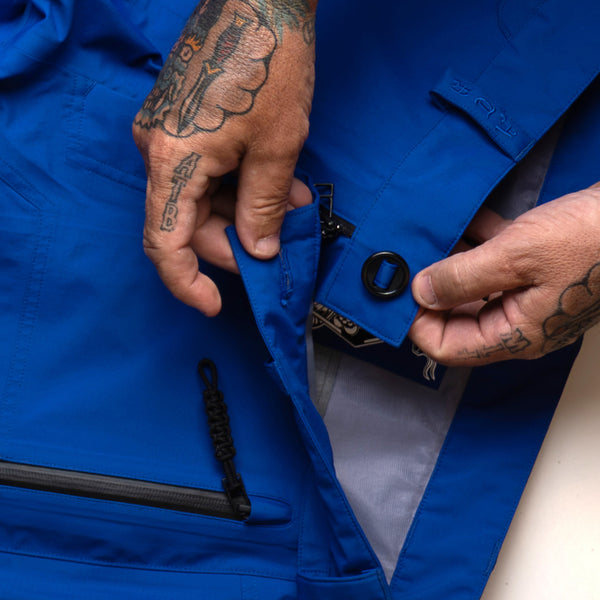 Heavy-duty buckle button and shank